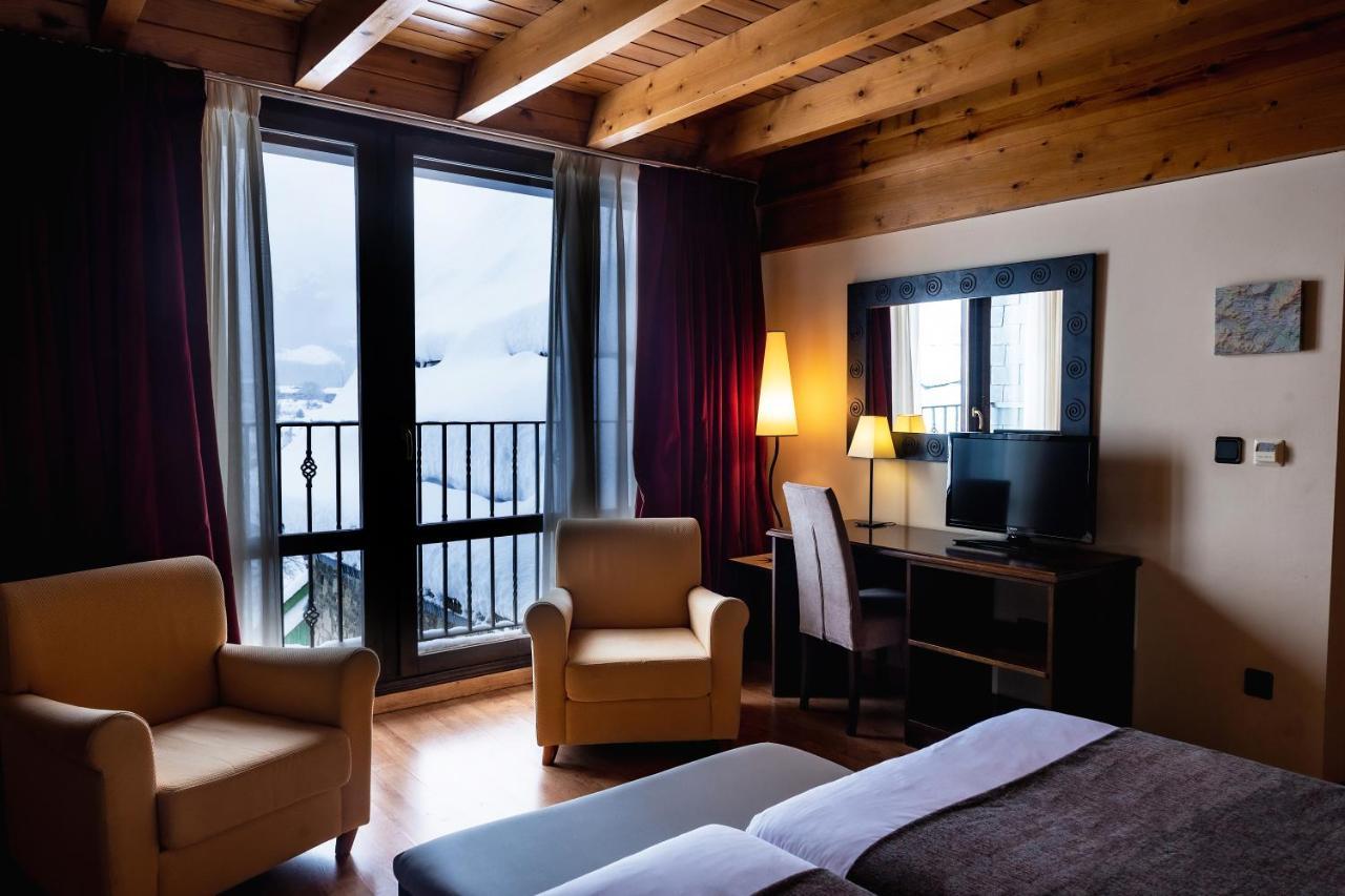 Hotel Valle De Izas Sallent de Gállego Εξωτερικό φωτογραφία