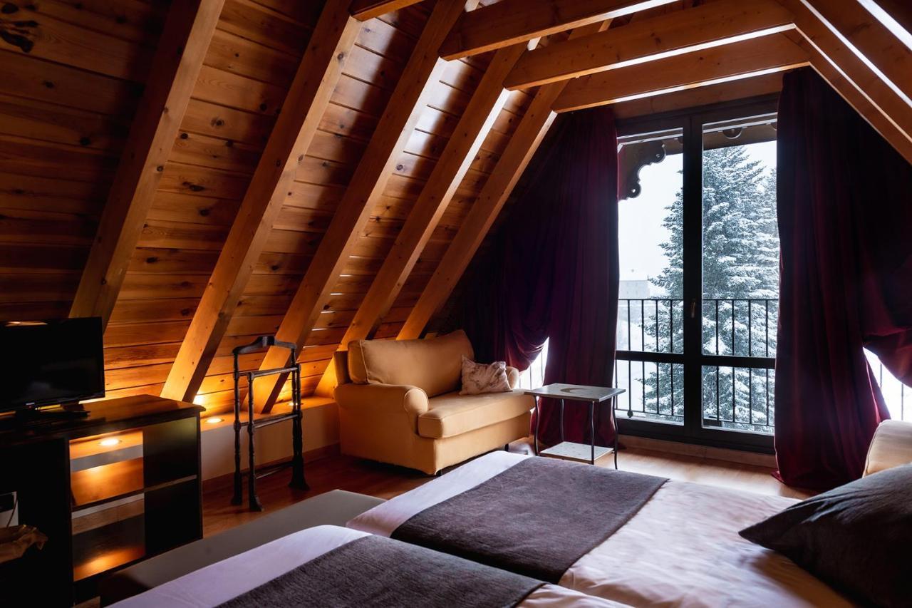 Hotel Valle De Izas Sallent de Gállego Εξωτερικό φωτογραφία