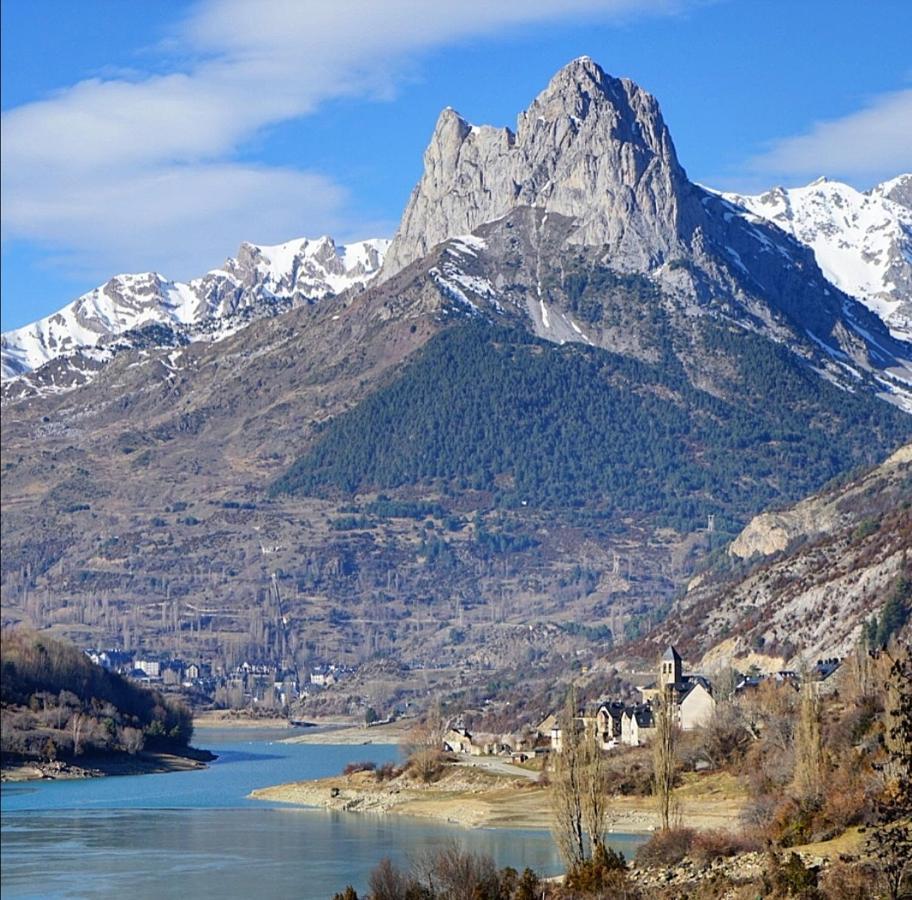 Hotel Valle De Izas Sallent de Gállego Εξωτερικό φωτογραφία